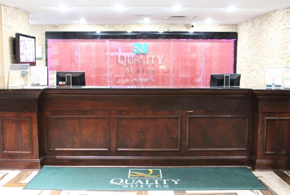 Quality Suites Nyc Gateway North Bergen Exterior foto