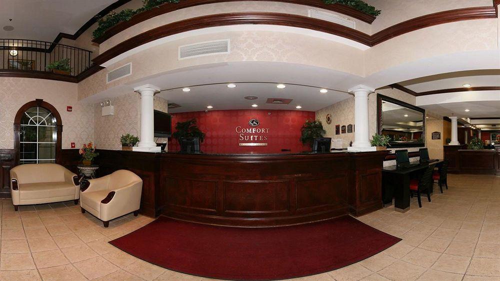 Quality Suites Nyc Gateway North Bergen Exterior foto