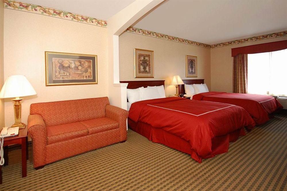 Quality Suites Nyc Gateway North Bergen Exterior foto