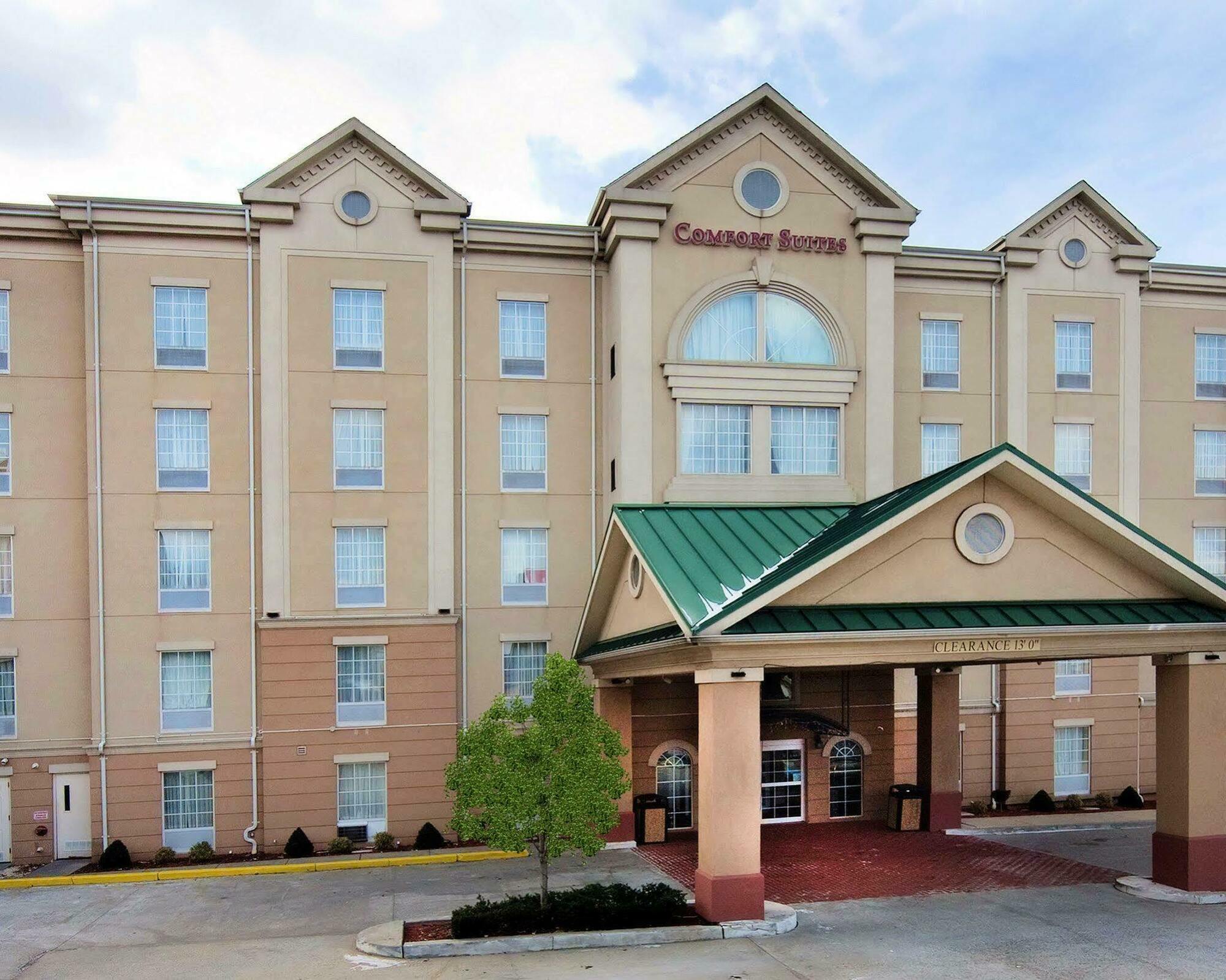 Quality Suites Nyc Gateway North Bergen Exterior foto