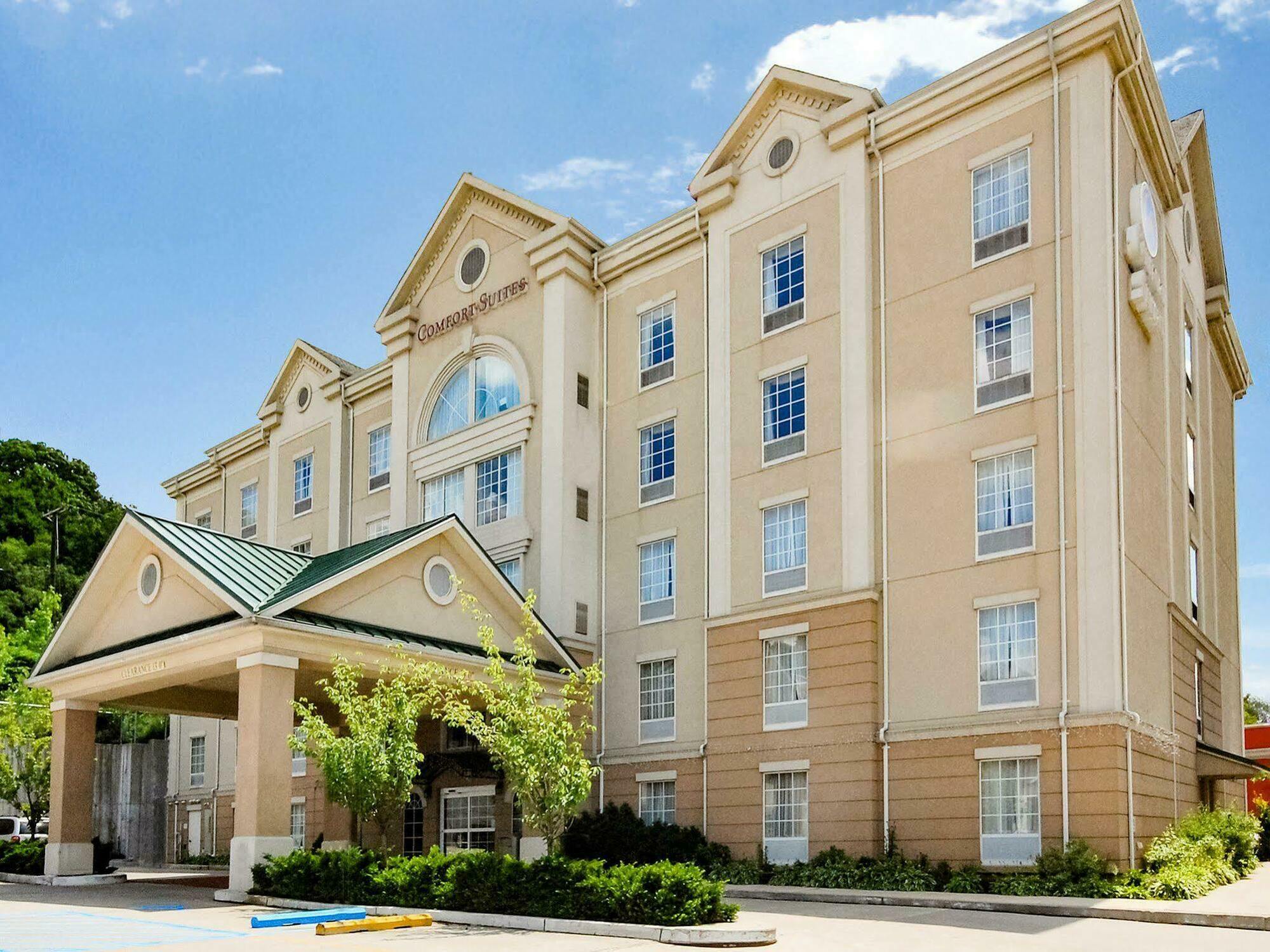 Quality Suites Nyc Gateway North Bergen Exterior foto